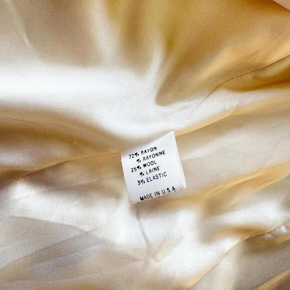 Theory Women's Cream Satin Rushed & Tailored Blazer - Size S - Picture 9 of 9